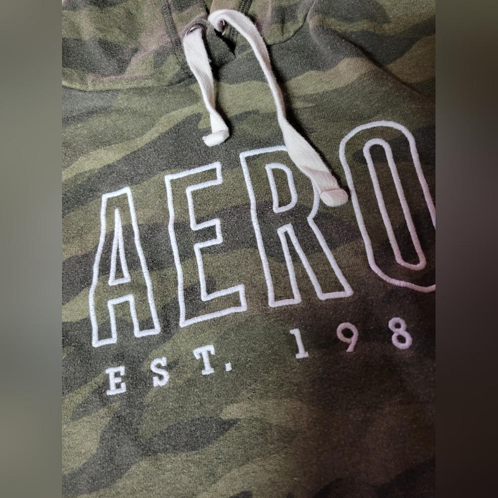 Aeropostale women size small camo hoodie white embroidered logo - Picture 3 of 7